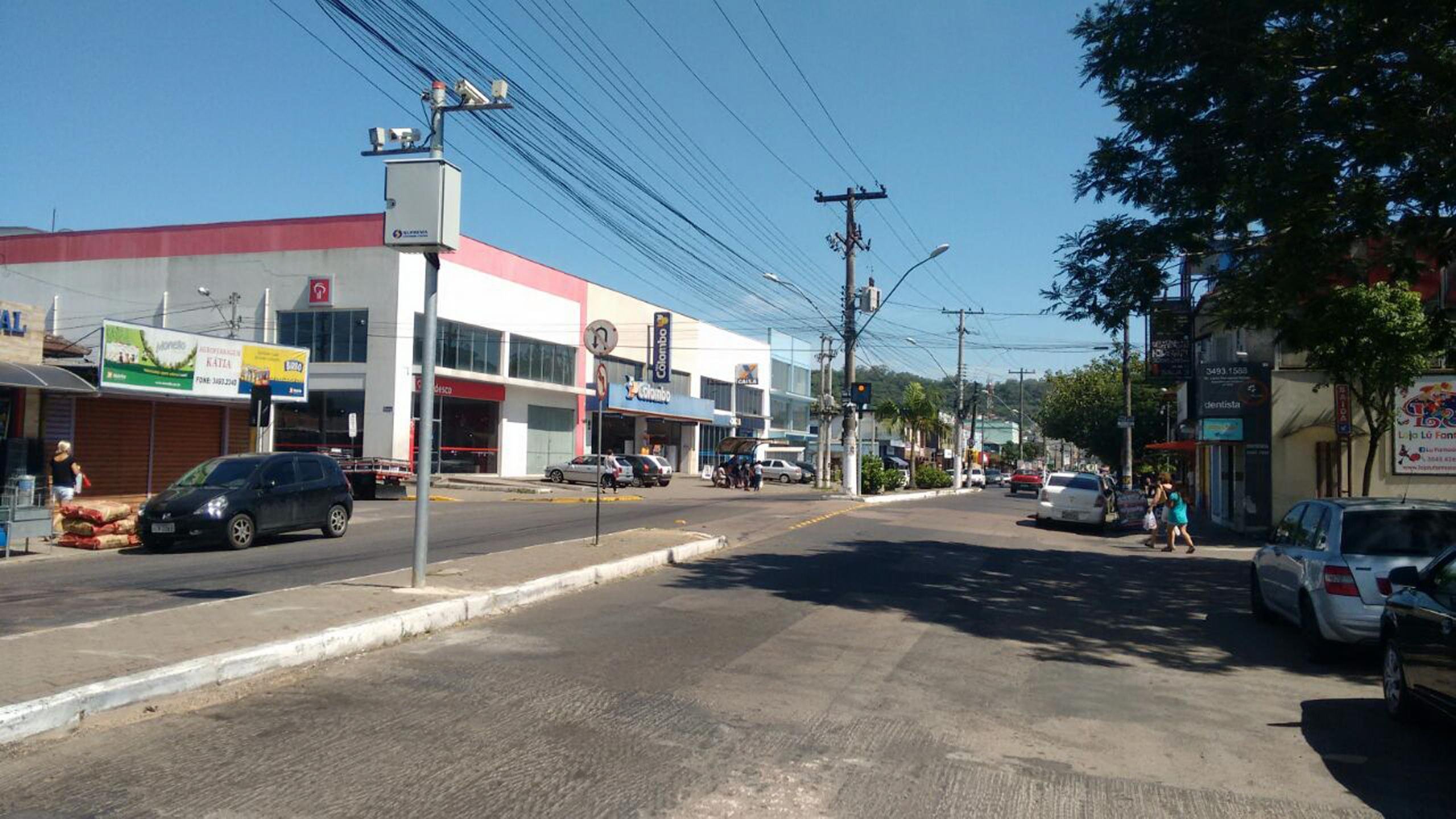 Ministro disse que os radares que ser&atilde;o instalados s&atilde;o o "m&iacute;nimo necess&aacute;rio" para manter a seguran&ccedil;a nas rodovias