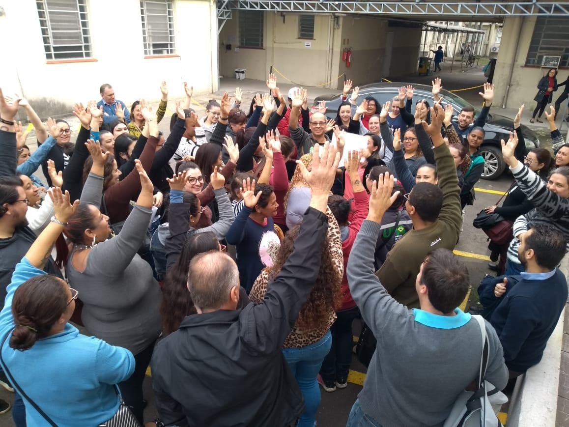 Mais de 300 trabalhadores da &aacute;rea da sa&uacute;de ser&atilde;o desligados do Munic&iacute;pio no dia 31 de julho