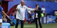 Técnico foi criticado após eliminação na Copa do Mundo feminina