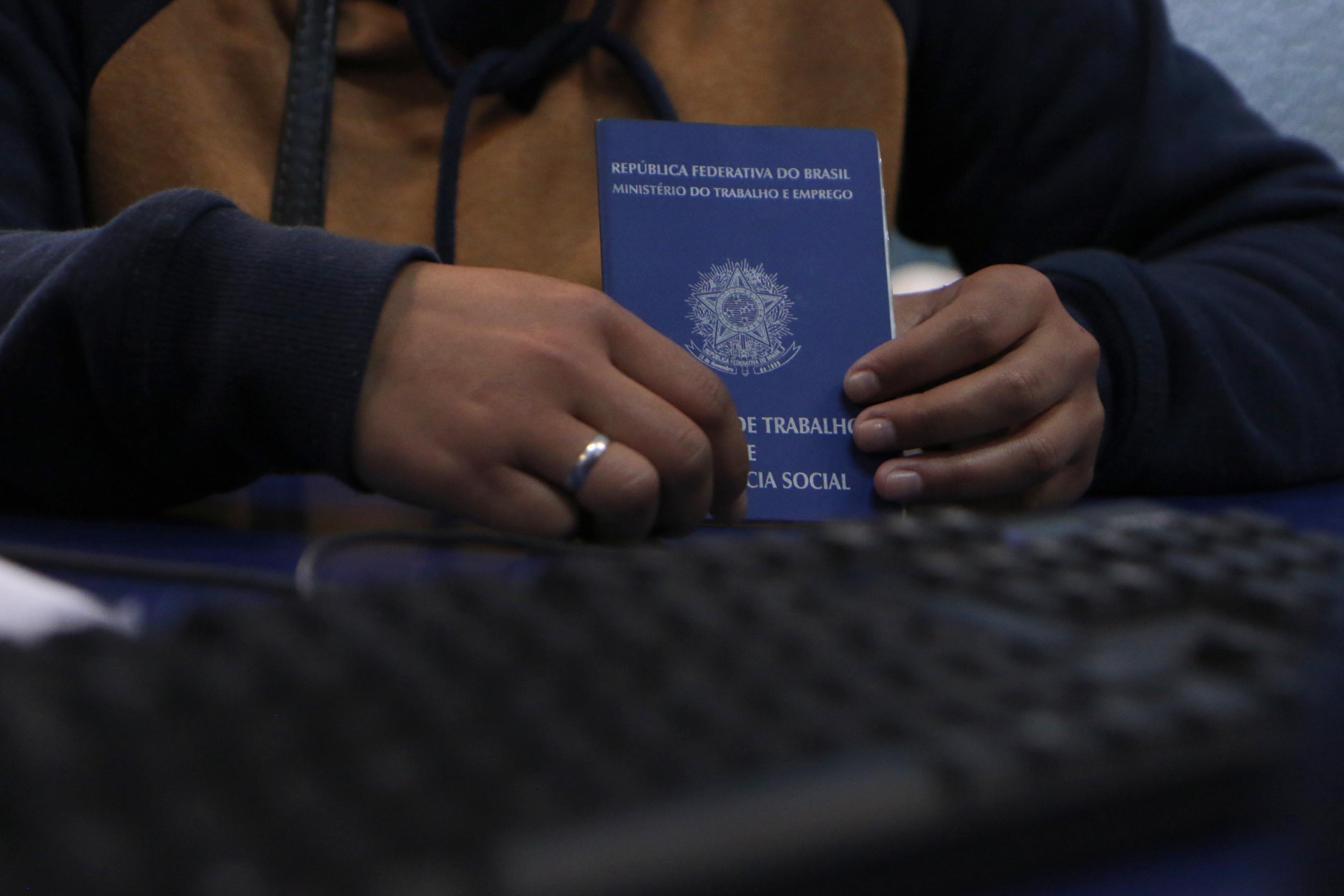 Mais de 11 mil vagas foram eliminadas apenas pela ind&uacute;stria da transforma&ccedil;&atilde;o