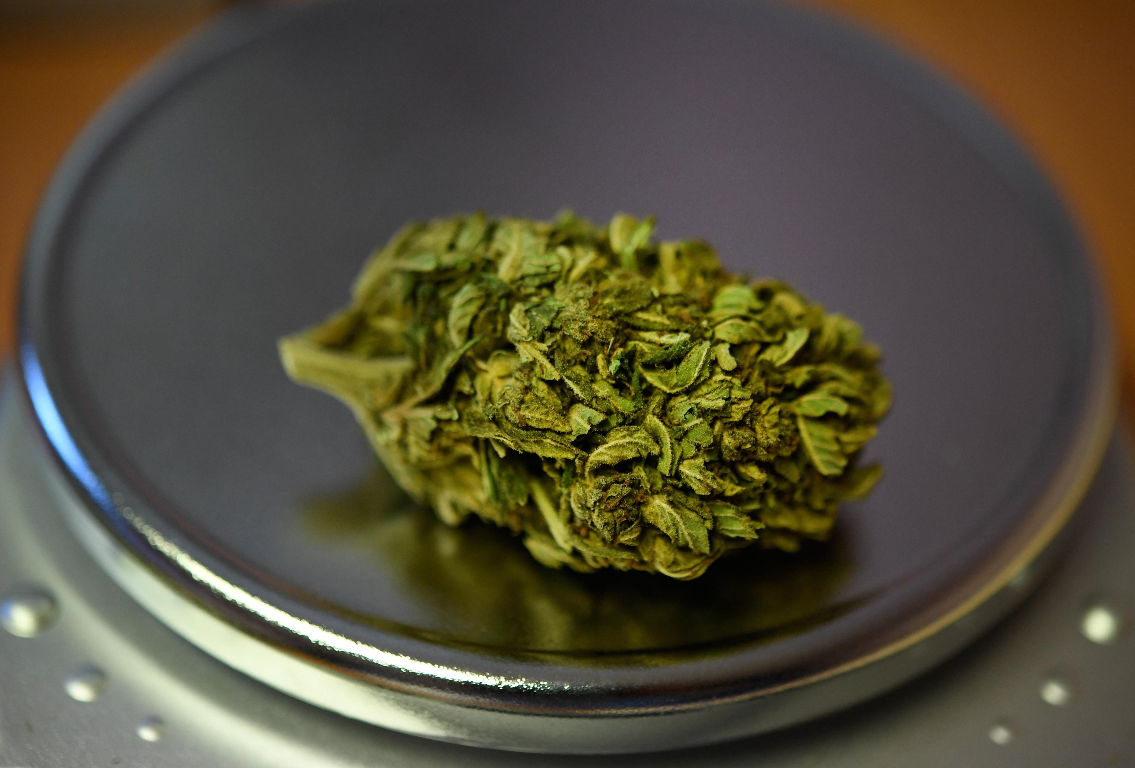 Desde 2017, v&aacute;rios gigantes do &aacute;lcool deram esse passo, como a Constellation Brands, que investiu 4 bilh&otilde;es de d&oacute;lares em uma empresa canadense especializada na produ&ccedil;&atilde;o de maconha, a Canopy Growt