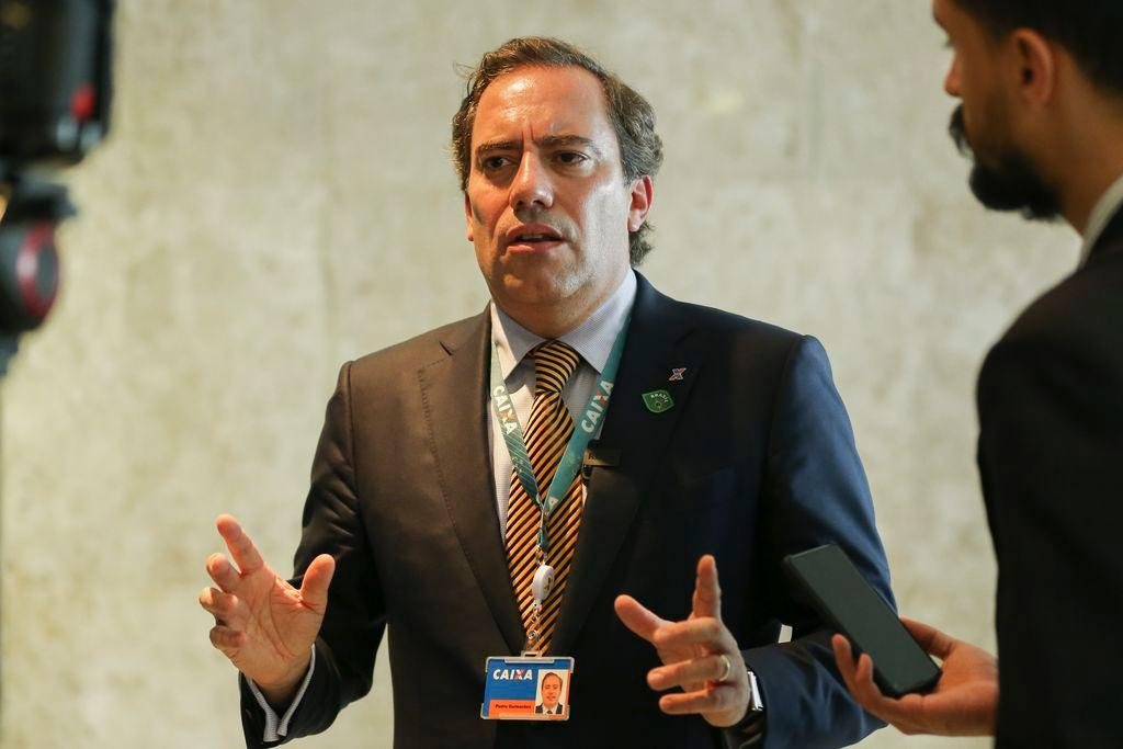 Redu&ccedil;&atilde;o de taxas s&atilde;o permanentes, afirma Guimar&atilde;es