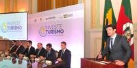 Ministro do Turismo esteve em Porto Alegre nessa quarta-feira