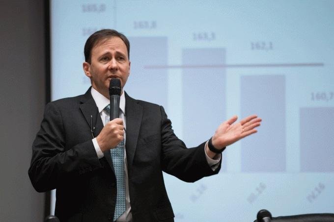 Kanczuk representa o governo no Banco Mundial, atualmente