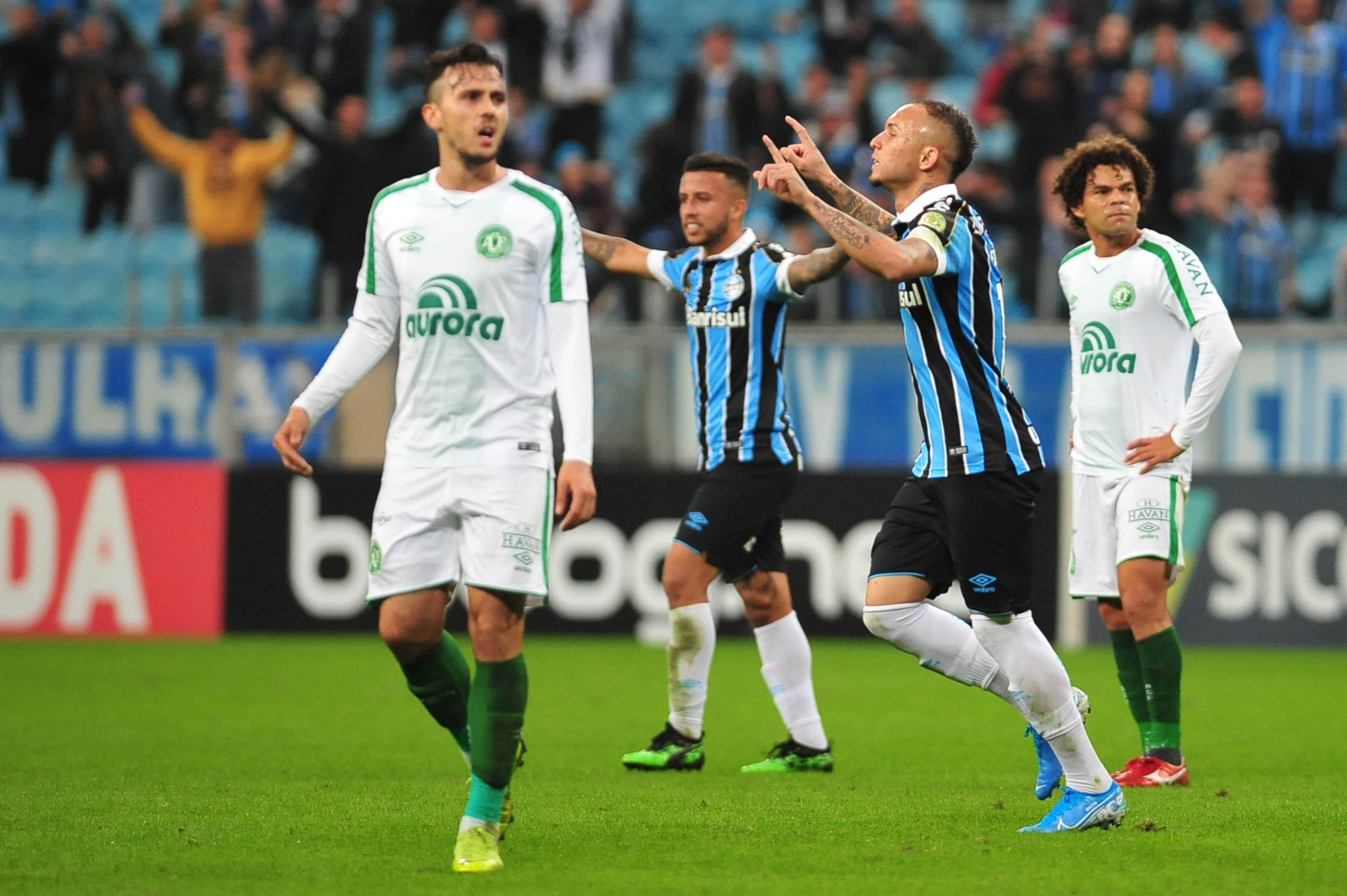 Everton, Matheus Henrique e Jean Pyerre s&atilde;o os tr&ecirc;s jogadores da base que s&atilde;o titulares do Gr&ecirc;mio
