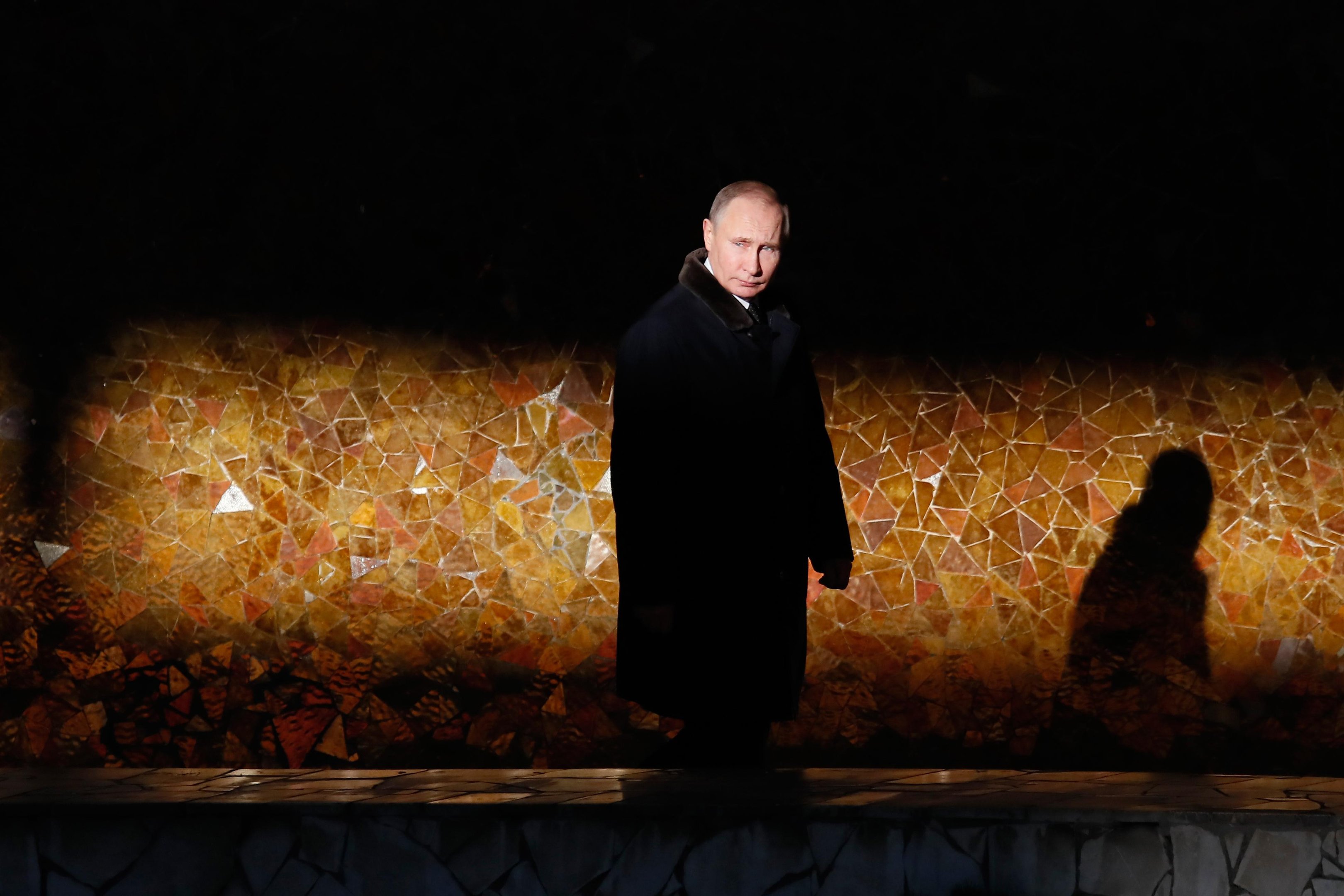 Sob forte oposi&ccedil;&atilde;o popular, Putin est&aacute; determinado a se manter no poder