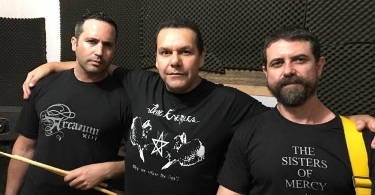 A forma&ccedil;&atilde;o atual da Serpent Rise, da esquerda para direita: Luis Henrique, Agnaldo e Julio