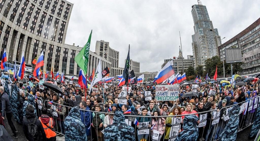 Manifesta&ccedil;&otilde;es anteriores resultaram em 2.400 detidos