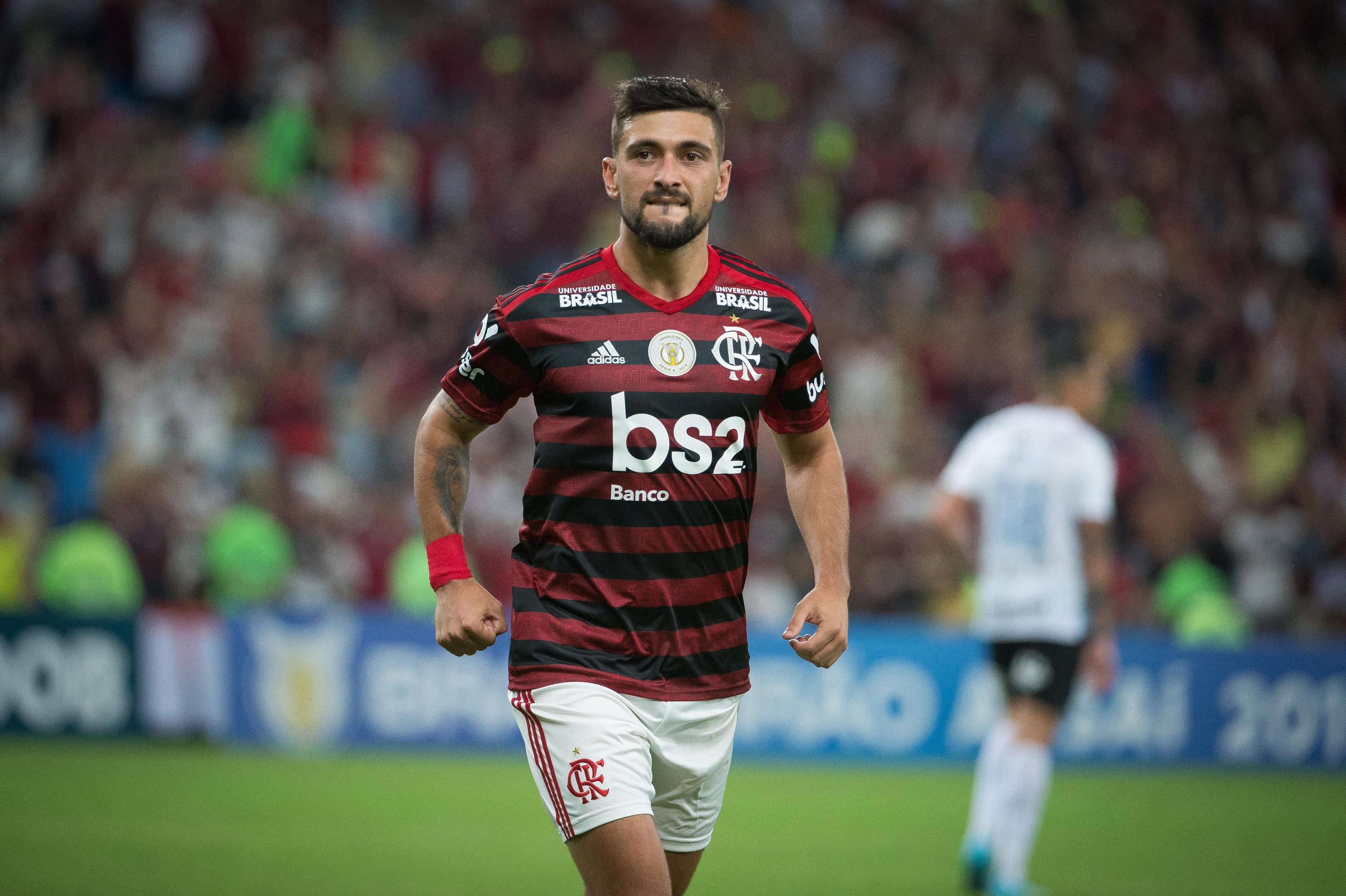 Uruguaio Arrascaeta foi o carrasco gremista