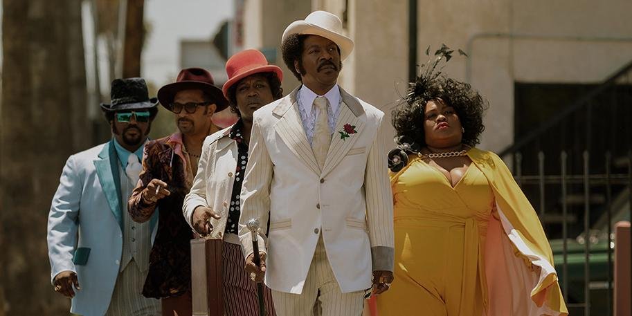Eddie Murphy e grande elenco estrelam a cinebiografia "Dolemite Is My Name"