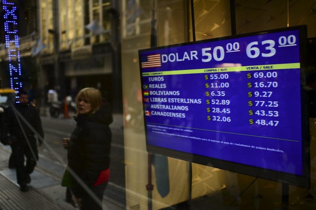 Moeda rapidamente alcan&ccedil;ou 60 pesos por d&oacute;lar