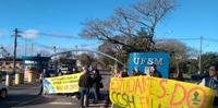Protesto em Santa Maria foi realizado no acesso ao campus da universidade