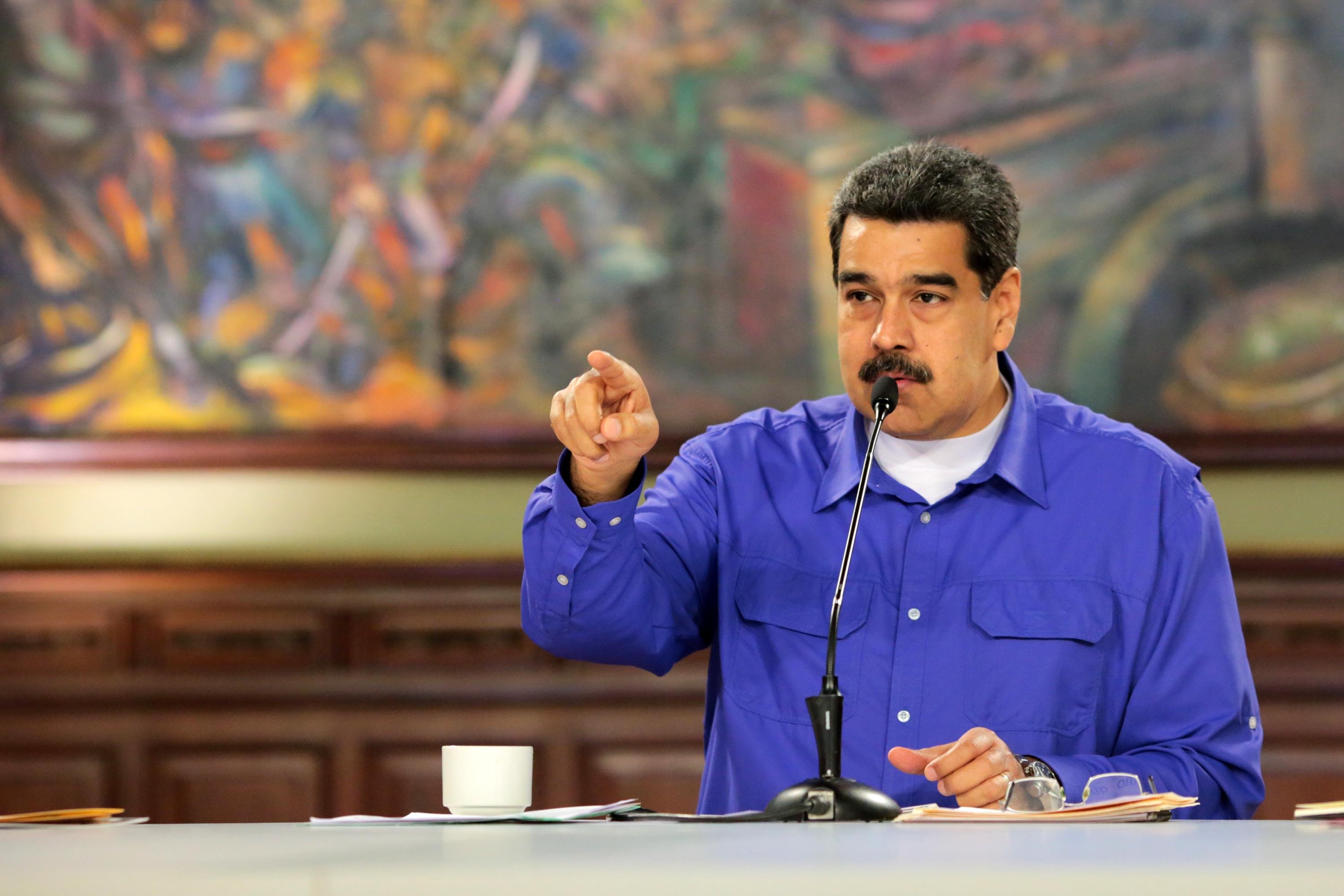Maduro acusa &Aacute;lvaro Uribe de enviar 32 mercen&aacute;rios