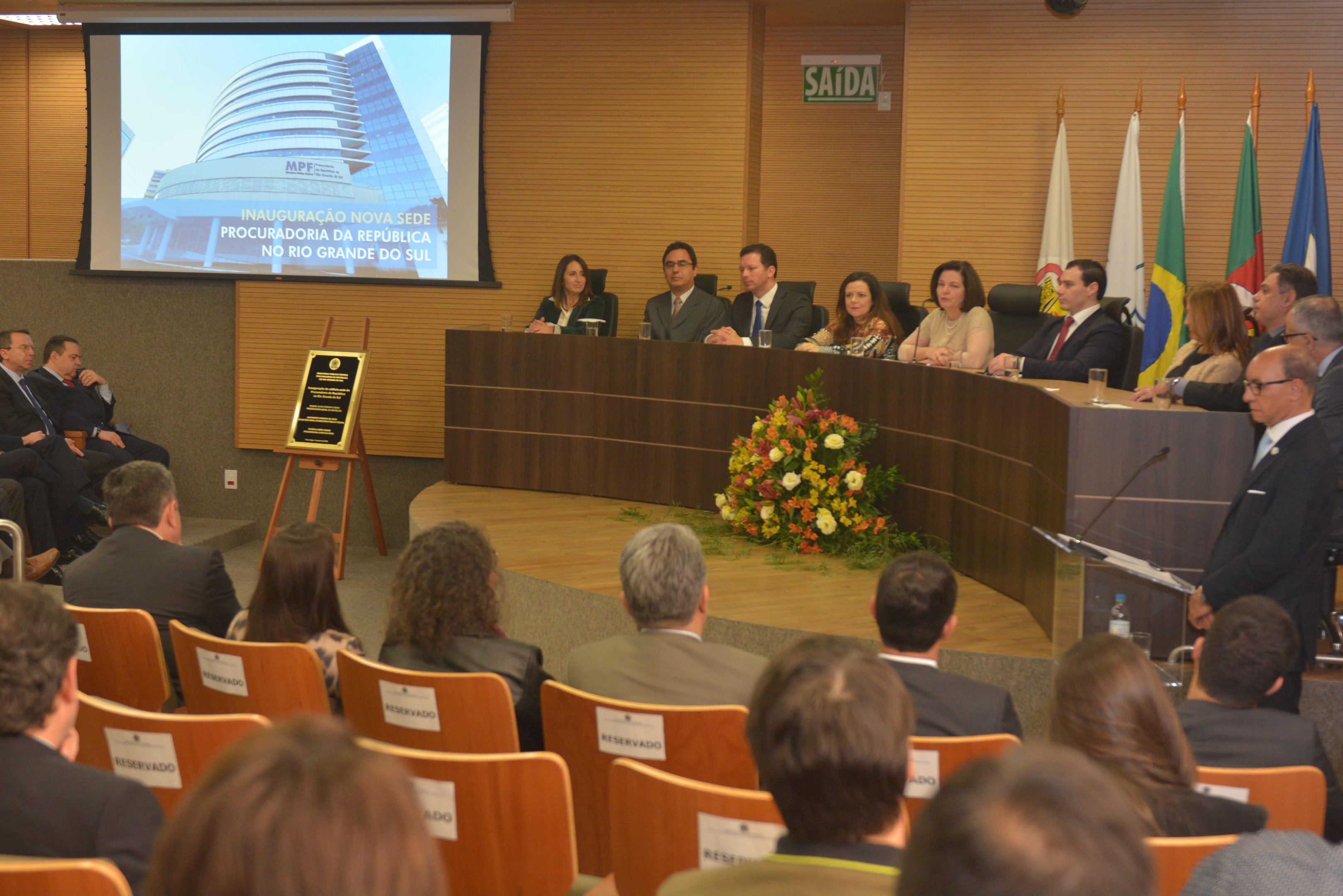 Em evento na Capital, a procuradora-geral da Rep&uacute;blica falou ainda sobre as prerrogativas da PGR