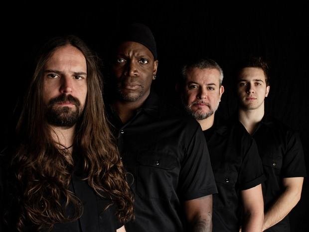 Sepultura j&aacute; tem 10 m&uacute;sicas prontas para novo &aacute;lbum