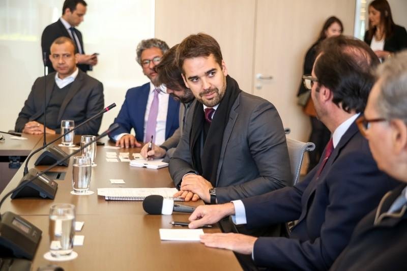 Comitiva do governo faz visita ao Banco de Desenvolvimento da Am&eacute;rica Latina