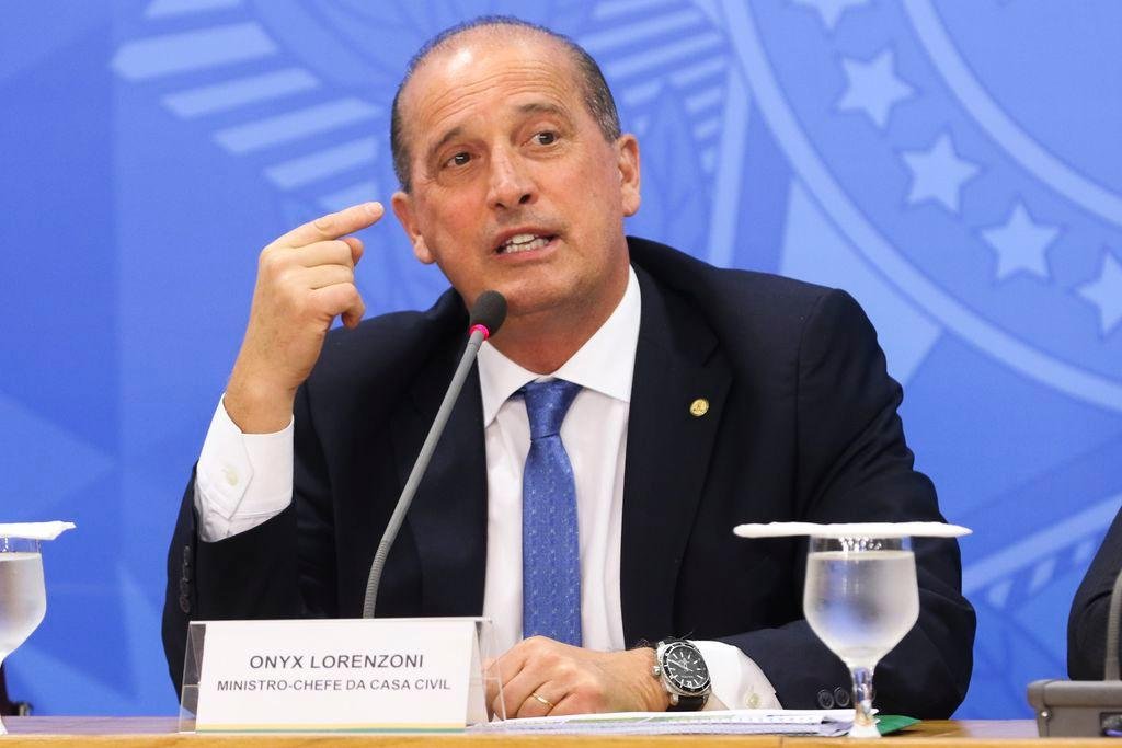An&uacute;ncio foi marcado por informa&ccedil;&otilde;es equivocadas sobre lista de empresas a serem privatizadas