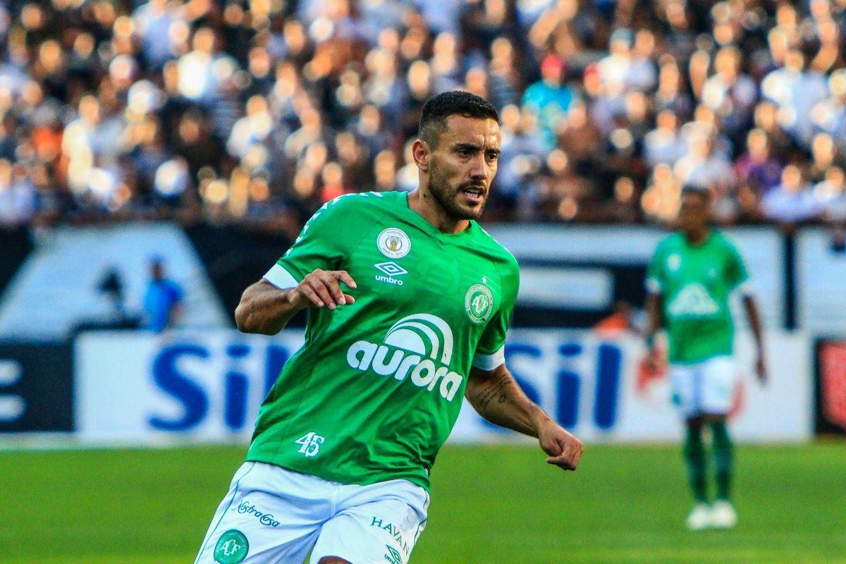 Alan Ruschel &eacute; um dos sobreviventes da trag&eacute;dia com o voo da Chapecoense, em 2016