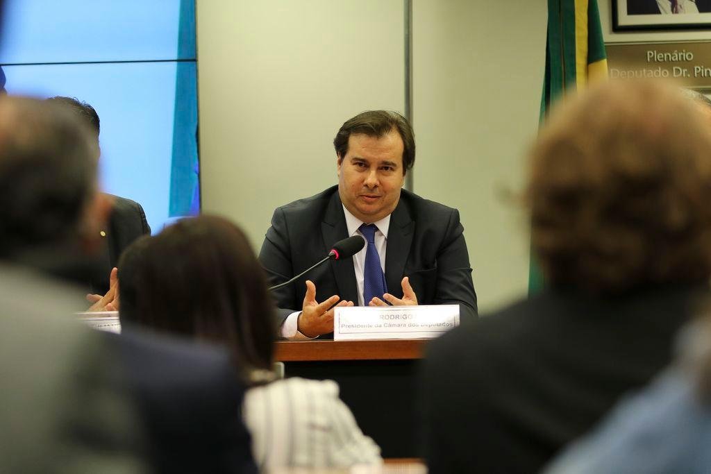 Presidente da C&acirc;mara aponta exagero em amea&ccedil;as envolvendo interesses econ&ocirc;micos