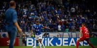 Orejuela, do Cruzeiro, está fora da partida contra o Inter na Copa do Brasil