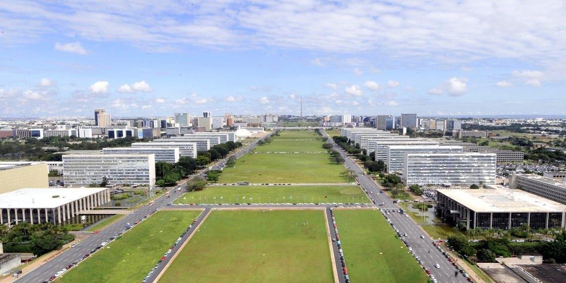 Diretrizes dos concursos p&uacute;blicos foram endurecidas em mar&ccedil;o por meio de decreto presidencial
