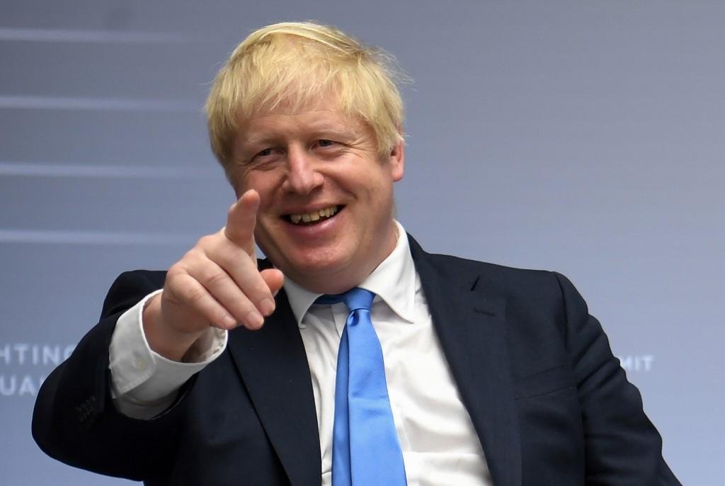 Boris Johnson conquistou nesta sexta-feira uma primeira vit&oacute;ria na batalha legal iniciada pelos opositores
