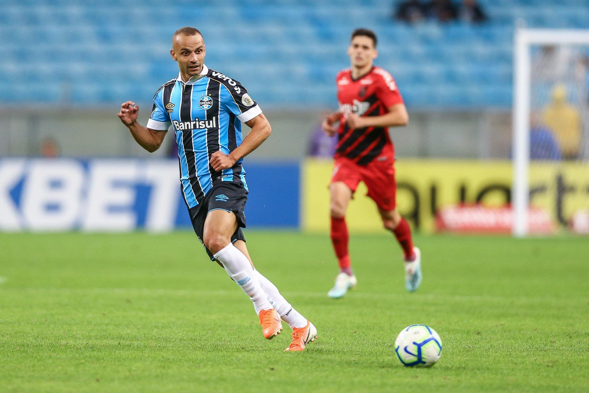 Thaciano projetou dificuldades, mas espera Gr&ecirc;mio capaz de sair com os tr&ecirc;s pontos do Morumbi