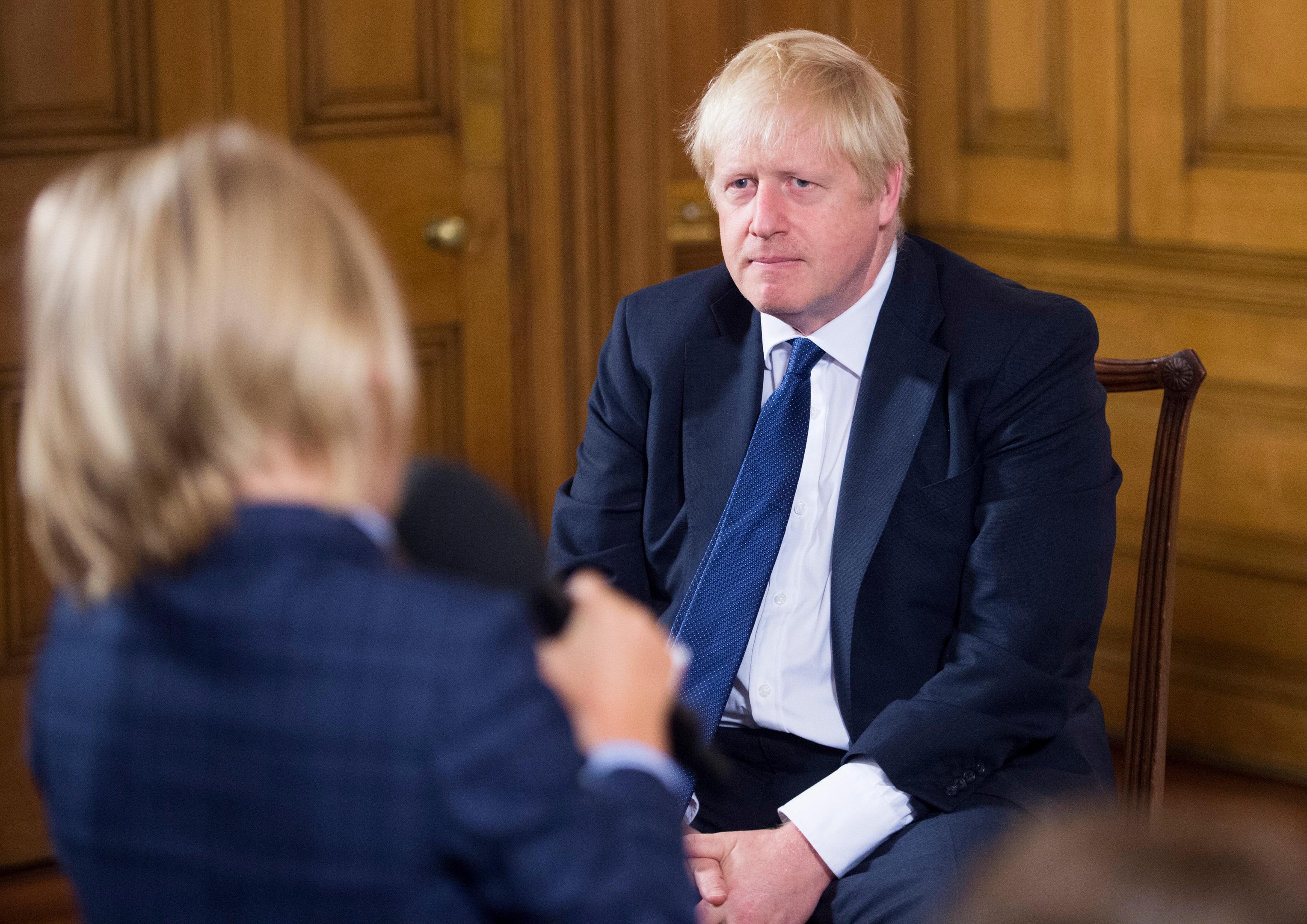 Primeiro-ministro brit&acirc;nico busca aprova&ccedil;&atilde;o de acordo at&eacute; prazo para sa&iacute;da