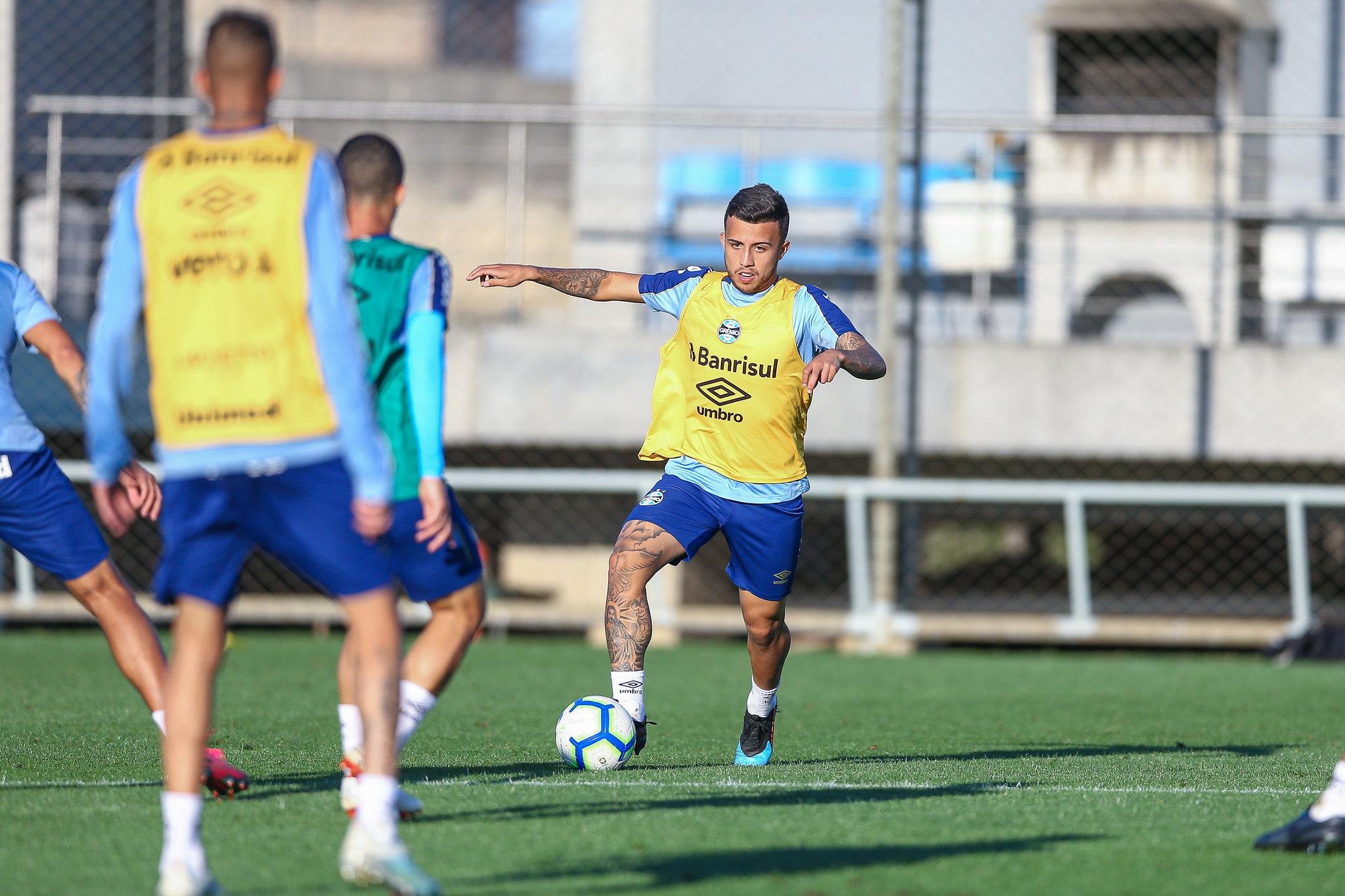 Gr&ecirc;mio fez treino fechado na tarde desta segunda-feira, e Maicon foi aus&ecirc;ncia na atividade