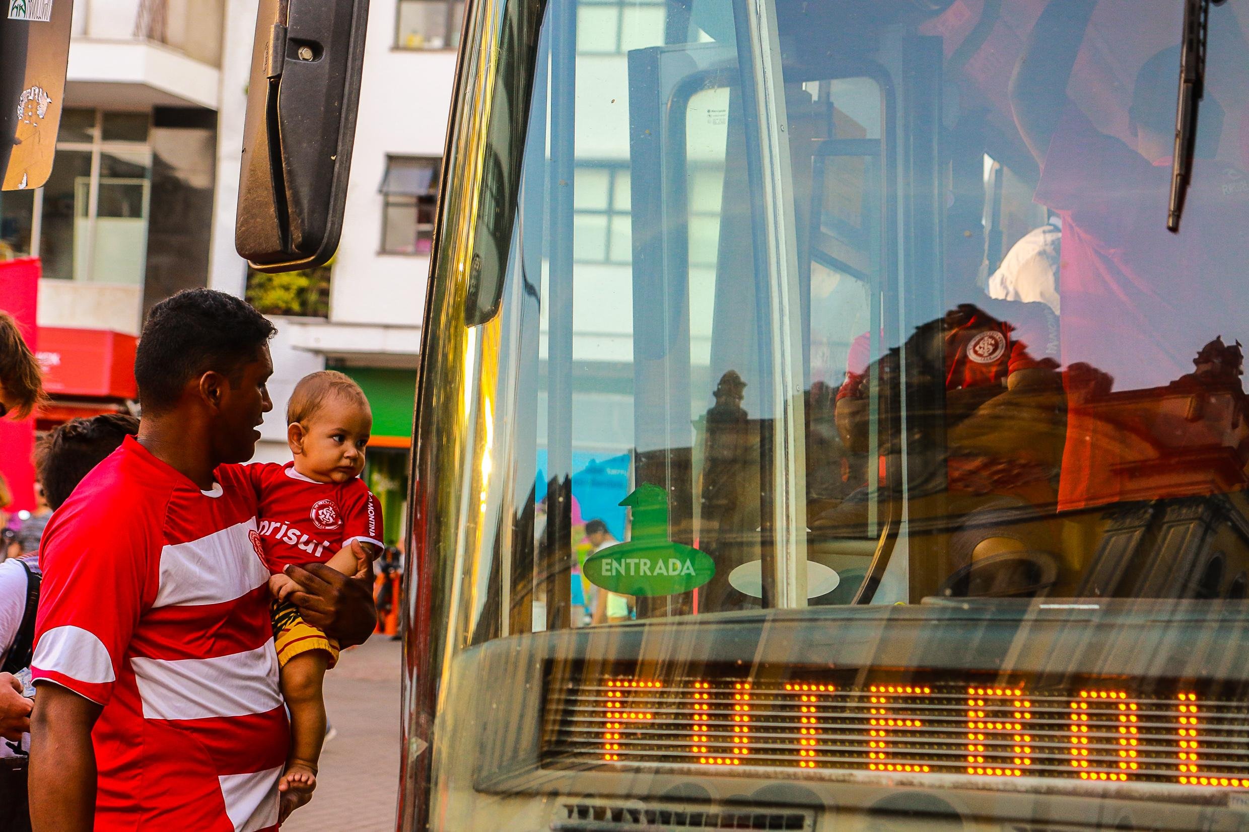 Dez &ocirc;nibus &ldquo;Especial Futebol&rdquo; sair&atilde;o do Largo Gl&ecirc;nio Peres, ao lado do Mercado P&uacute;blico, em dire&ccedil;&atilde;o ao est&aacute;dio