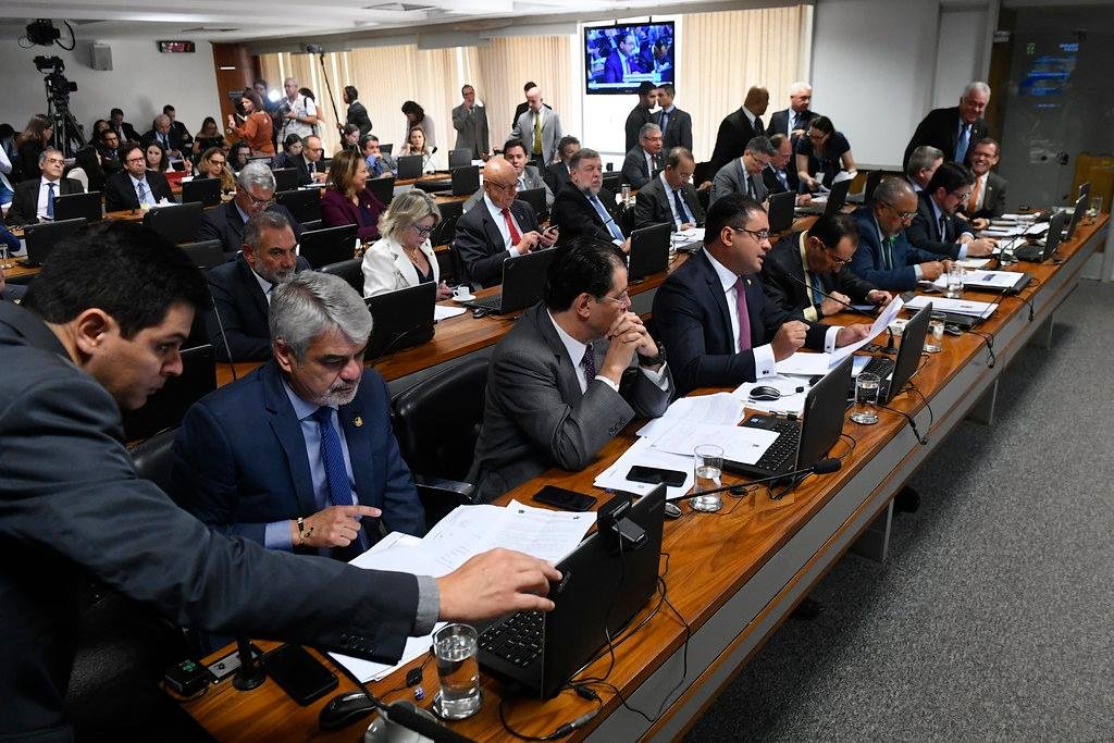 Senado se re&uacute;ne para votar Reforma da Previd&ecirc;ncia