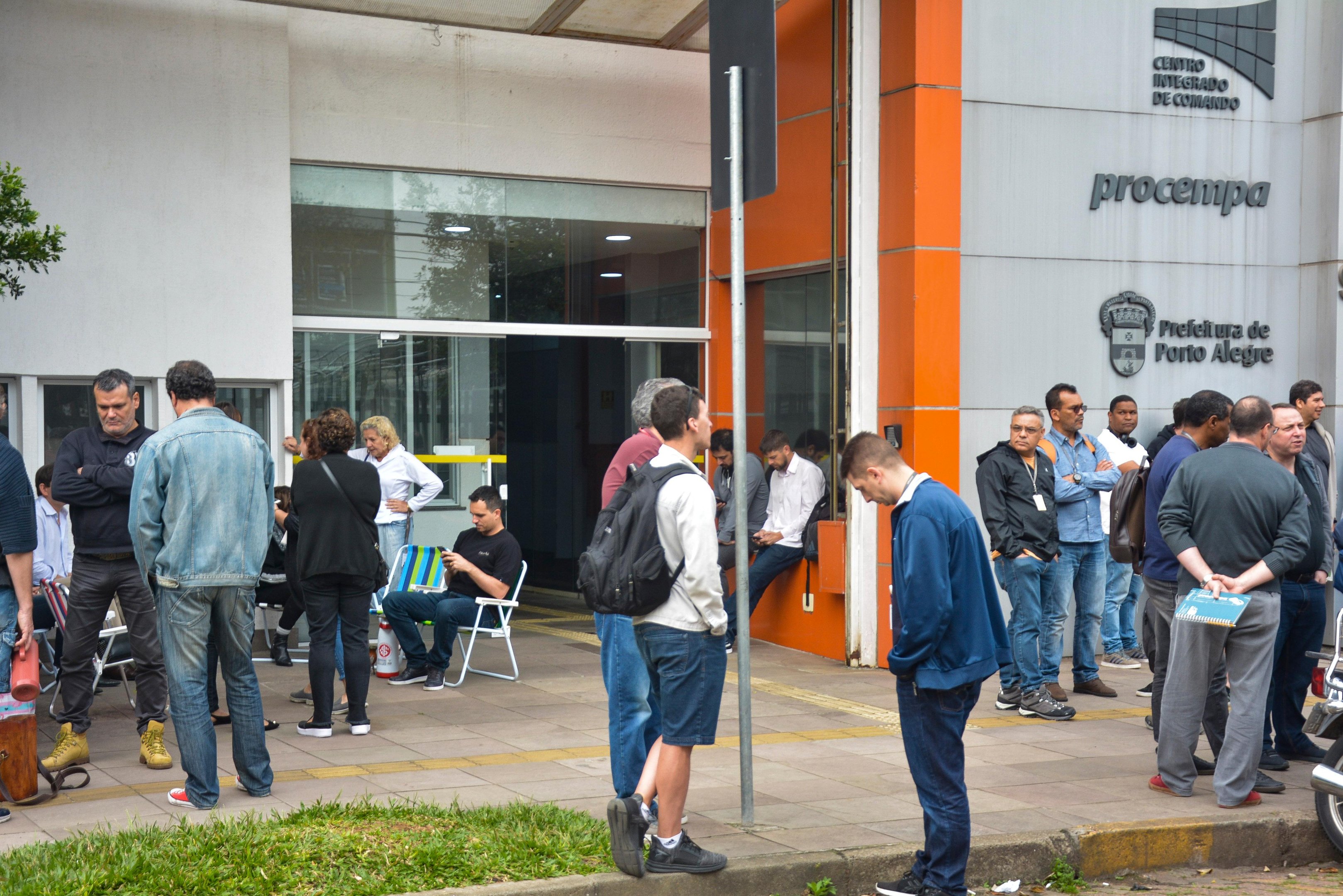 Protesto contou com a presen&ccedil;a de analistas de sistemas, desenvolvedores e t&eacute;cnicos da&nbsp;&aacute;rea de comunica&ccedil;&atilde;o