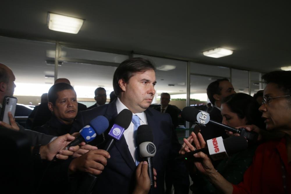 Rodrigo Maia pediu "calma" at&eacute; que governo formalize a proposta