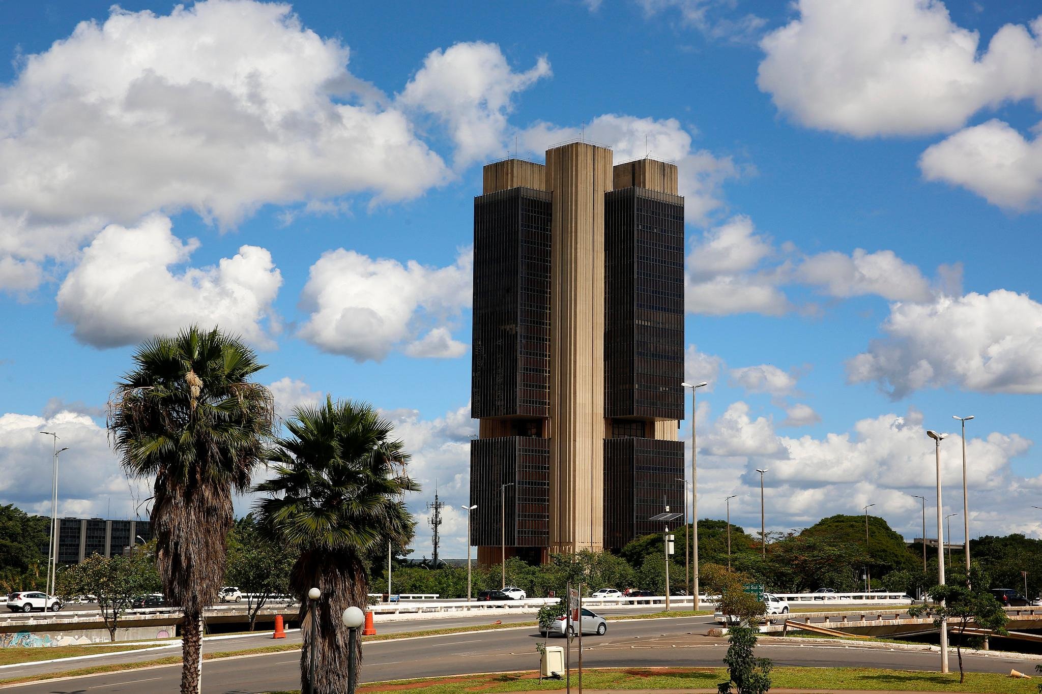 Banco Central informou tamb&eacute;m que o IBC-Br registrou alta de 0,91% no acumulado do trimestre encerrado em julho, na compara&ccedil;&atilde;o com os tr&ecirc;s meses anteriores (de fevereiro a abril), pela s&eacute;rie ajustada