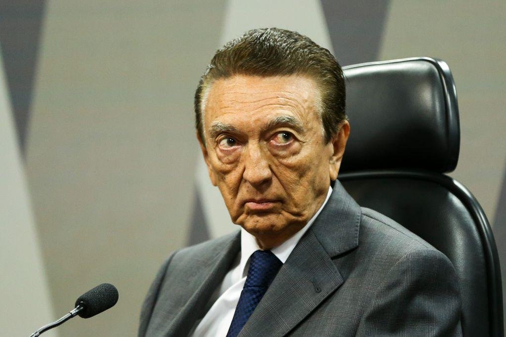 Ex-senador Edson Lob&atilde;o e o filho s&atilde;o investigados na Opera&ccedil;&atilde;o Lava Jato