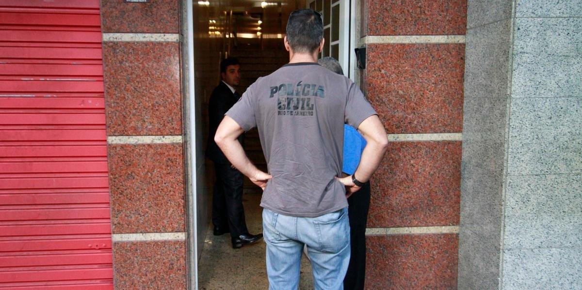 Crime ocorreu na casa da fam&iacute;lia,onde Anderson foi atingido por mais de 30 tiros na garagem