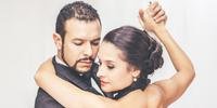 Mestres e bailarinos da Argentina irão promover shows e aulas de tango em Porto Alegre