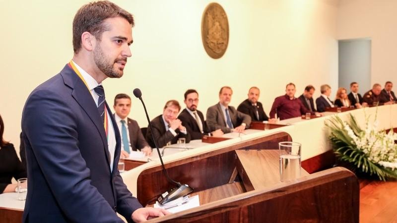 Governador mant&eacute;m discurso de buscar todos os meios poss&iacute;veis