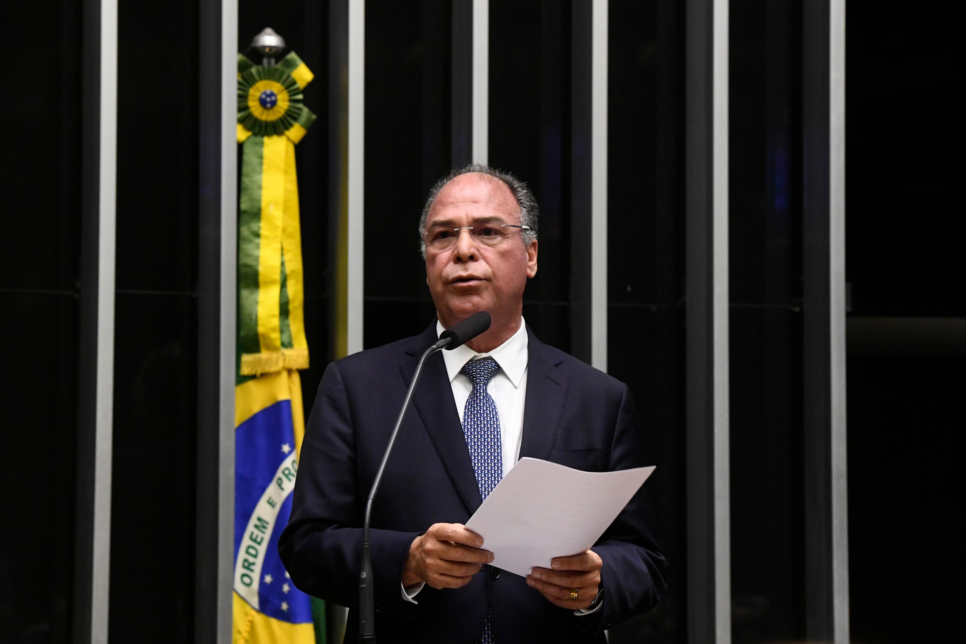 Gabinete do l&iacute;der do governo no Senado foi alvo de busca e apreens&atilde;o da Pol&iacute;cia Federal