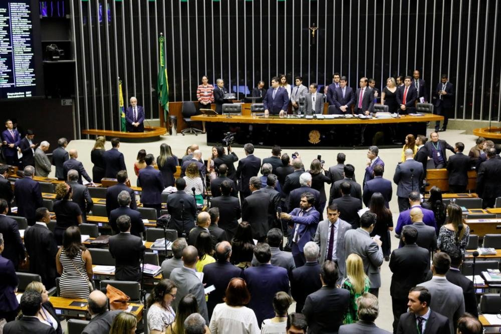 Vota&ccedil;&atilde;o ocorreu na noite desta ter&ccedil;a-feira