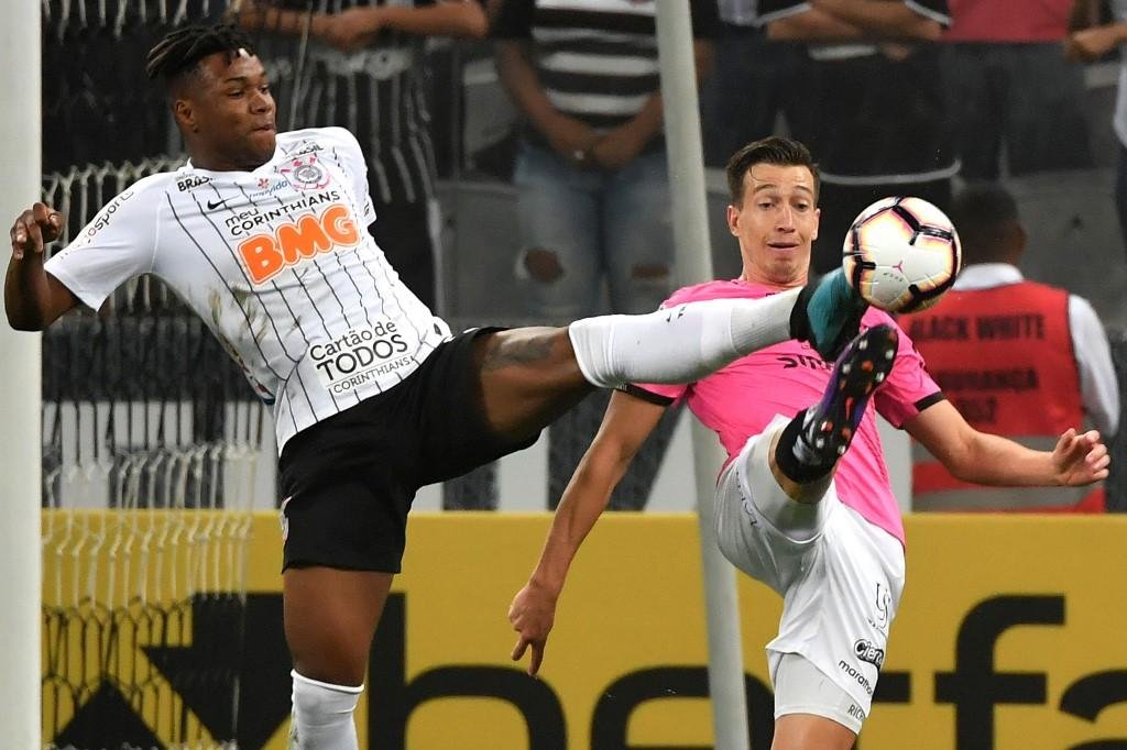 Corinthians foi surpreendido no jogo de ida dentro de casa