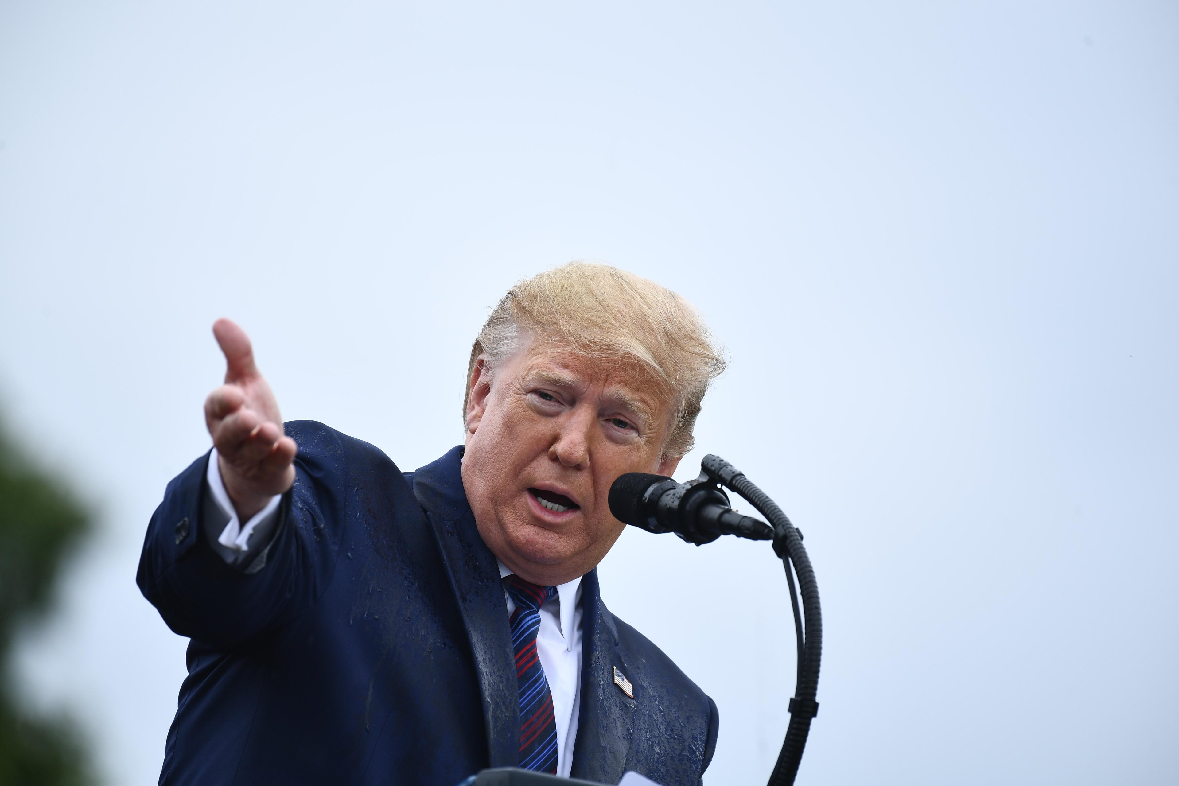 Defesa de Trump tem at&eacute; 15 de outubro para apresentar documentos