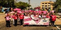 Mais de 200 mulheres participaram da caminhada