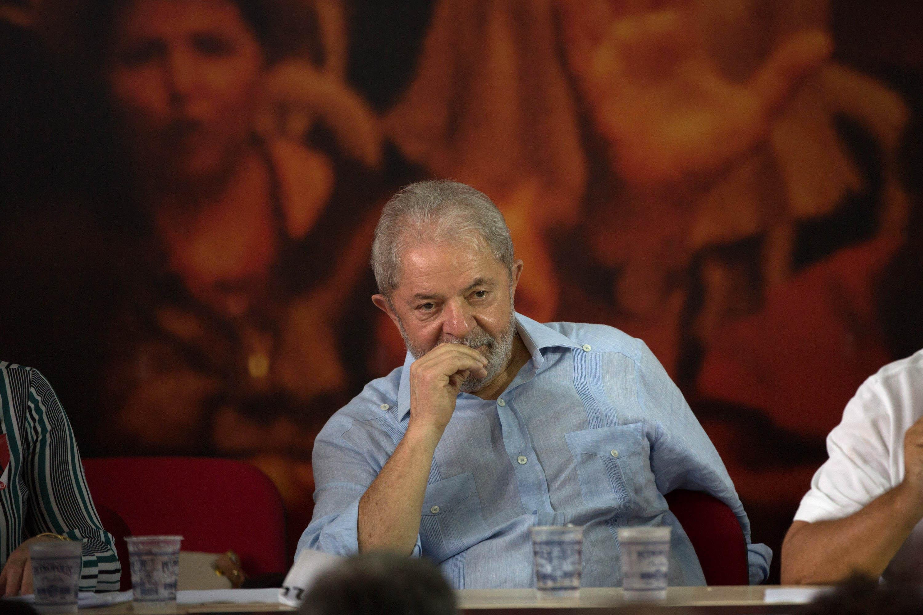 Compromisso "facilitou que cerca de 30 milh&otilde;es de brasileiros sa&iacute;ssem da extrema pobreza", ressaltou prefeitura