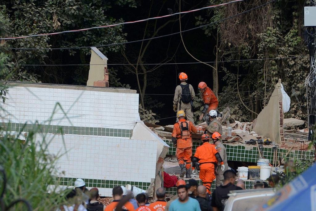 De acordo com a Pol&iacute;cia Rodovi&aacute;ria Federal (PRF), ele estava escondido em um s&iacute;tio em Guapimirim, na Baixada Fluminense.