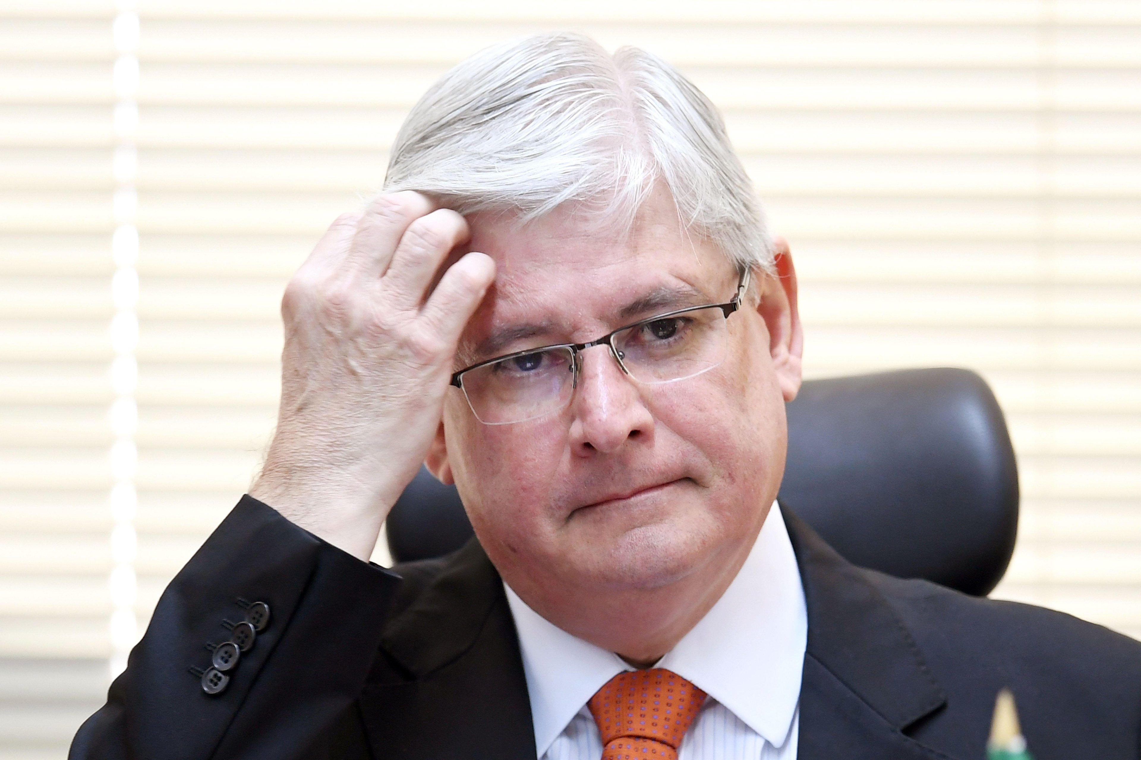Ex-procurador-geral pediu suspens&atilde;o de sua matr&iacute;cula at&eacute; dia 5 novembro
