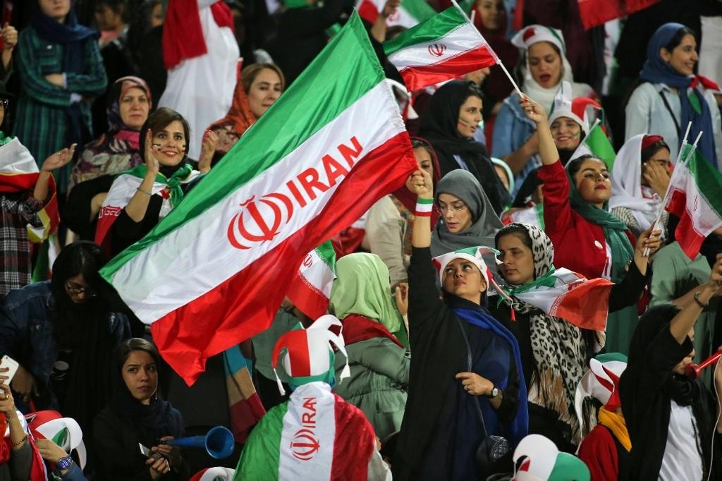 Revolu&ccedil;&atilde;o Iraniana de 1979 passou a reprimir iniciativas como a presen&ccedil;a das mulheres em est&aacute;dios