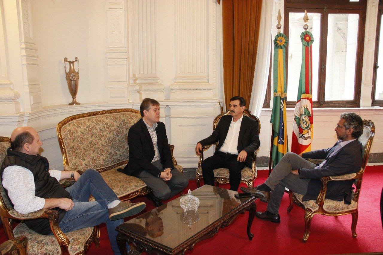 Pagamento de honor&aacute;rios foi pauta de reuni&atilde;o entre deputados e chefe da Casa Civil