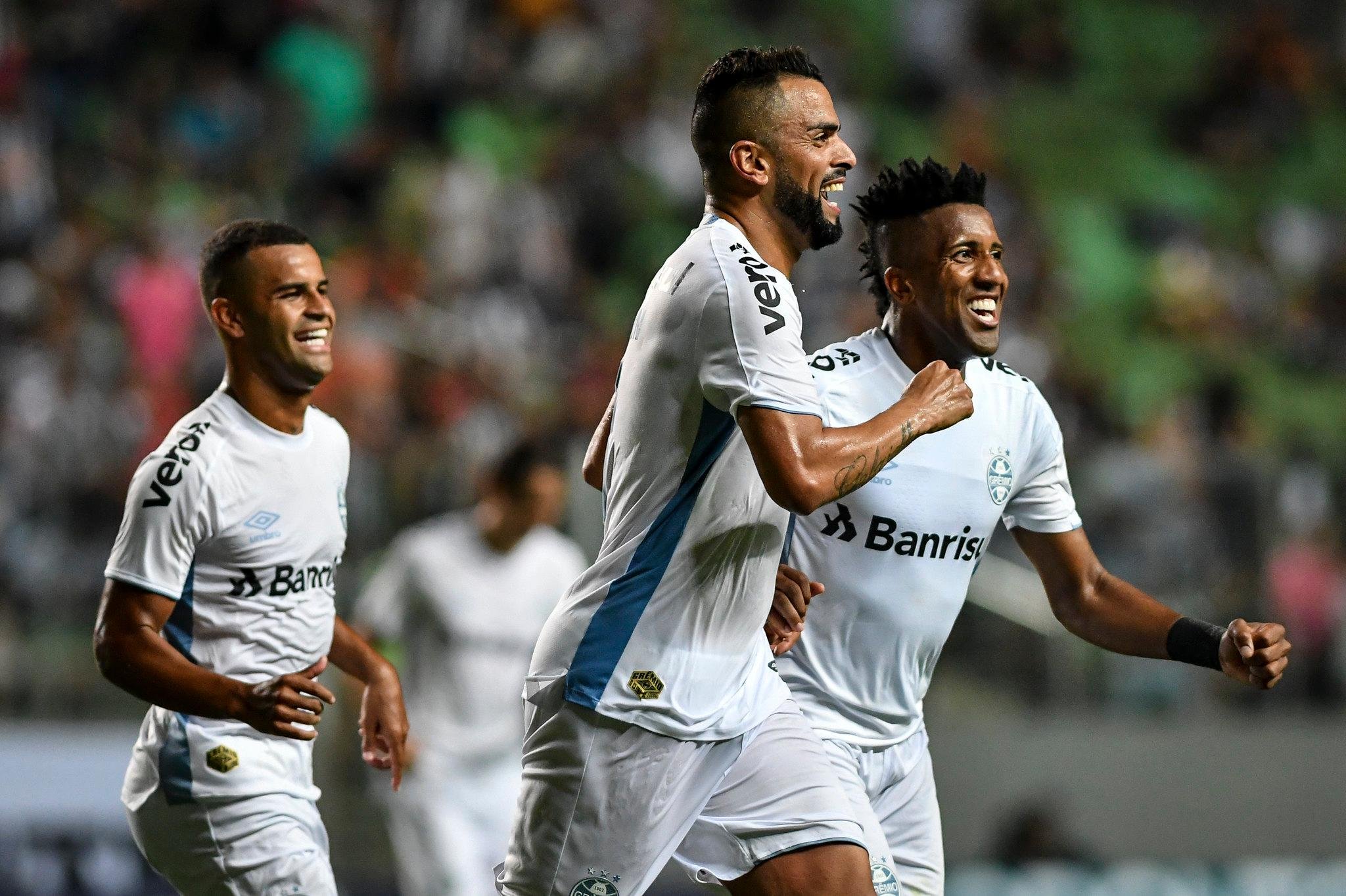 Gr&ecirc;mio quer chegar no G4 do Brasileir&atilde;o diante do Bahia