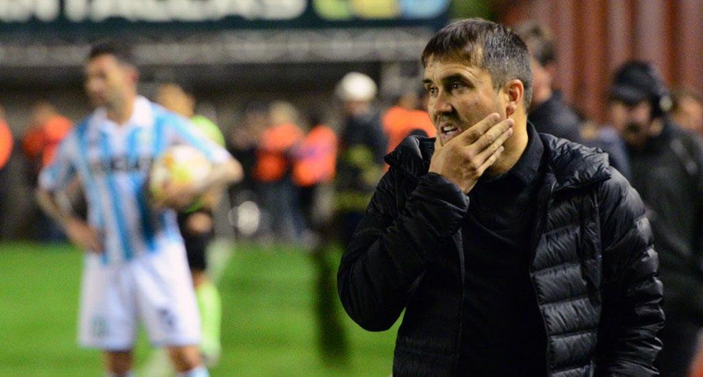 Coudet deve permanecer no clube argentino at&eacute; dezembro, quando o Racing disputa a Supercopa Argentina